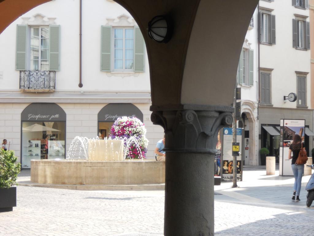 Ferienwohnung Al Centro Storico Bergamo Zimmer foto